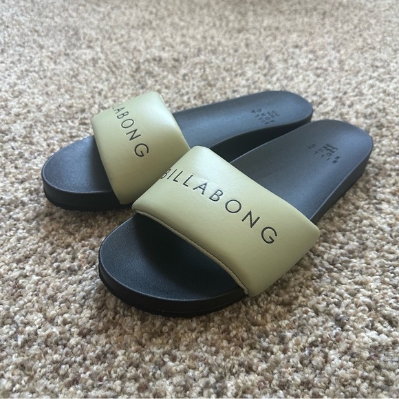 Billabong Women’s Serenity Flat Slide Sandal Olive Green Vegan Leather Sz 9 NWOT - Picture 4 of 8